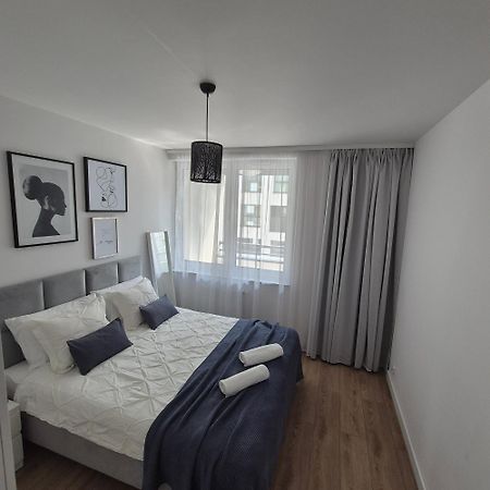 Apartament Near Sky Tower Wrocław Eksteriør billede